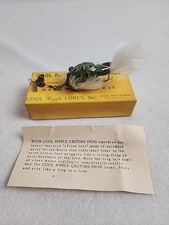 Raro início dos anos 40 Cool Ripple Casting Frog NOS caixa de gancho único e prioridade de papel comprar usado  Enviando para Brazil