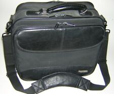 Case Logic Universal Notebook Bolsa de Ombro Couro Sintético 703874 comprar usado  Enviando para Brazil