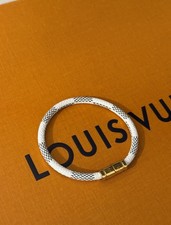 Magnetic louis vuitton for sale  NOTTINGHAM