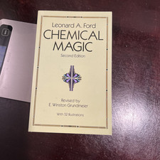 Dover Books on Chemistry Ser.: Chemical Magic by Leonard A. Ford (1993, Trade... comprar usado  Enviando para Brazil