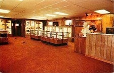 Kirksville missouri display for sale  Newton
