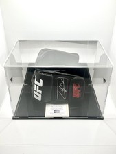 Usado, ILIA TOPURIA UFC MMA GLOVE HAND SIGNED GENUINE CERTIFICATE SHOWCASE + COA comprar usado  Enviando para Brazil