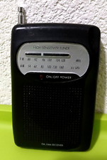 Mini radio portatile usato  Valenzano