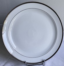 Plat rond porcelaine d'occasion  Royan