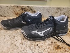 Mizuno women wave for sale  Cedar Rapids