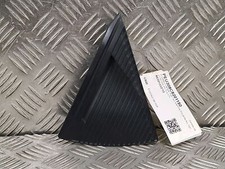 Enjoliveur triangle noir d'occasion  Velaux
