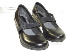 Nice women merrell for sale  Concord