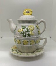Delightful daisy tea for sale  Brookfield