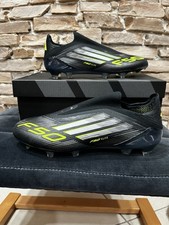Calcio scarpe adidas usato  Italia