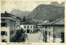 Ampezzo carnia. albergo usato  Venzone