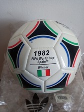 Pallone adidas mondiali usato  Busto Arsizio