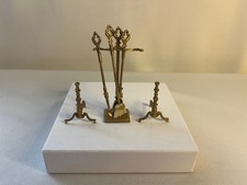 Casa de bonecas miniatura "ornatizada" ferramentas de lareira de metal com andirons em ouro comprar usado  Enviando para Brazil