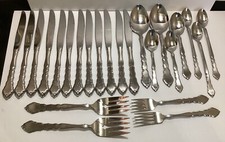Mixed set pieces for sale  Evansport