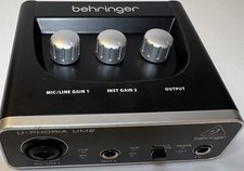 Interface de áudio Behringer U-PHORIA UM2 canal único - unidade somente sem cabo comprar usado  Enviando para Brazil