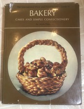 Bakery: Cakes Simple Confectionery by Maria Floris 1971 ILLUSTRATED EXCELLENT!! comprar usado  Enviando para Brazil