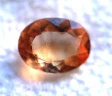 Topaze impériale brésil d'occasion Topaze impériale brésil d'occasion  Montpellier-