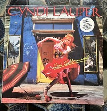 1983 CYNDI LAUPER She’s So Unusual Vintage Vinil LP Disco Álbum e Letras de Canções comprar usado 1983 CYNDI LAUPER She’s So Unusual Vintage Vinil LP Disco Álbum e Letras de Canções comprar usado  Enviando para Brazil