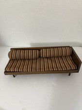 Usado, 1958 Mattel móveis modernos CAMA DE ESTÚDIO ou SOFA com almofadas e travesseiros listrados comprar usado  Enviando para Brazil
