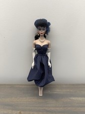 Gay parisienne barbie d'occasion  Expédié en Belgium