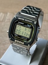 Casio metal bezel d'occasion  Expédié en Belgium