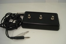 Pedal amplificador de guitarra genuíno CRATE 3 botões pedal com cabo raro comprar usado Pedal amplificador de guitarra genuíno CRATE 3 botões pedal com cabo raro comprar usado  Enviando para Brazil