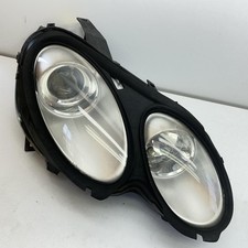 Faro anteriore destro usato  Italia