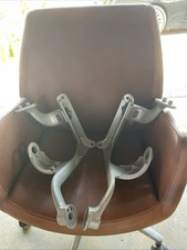 Par clássico de garfos de braço oscilante Herman Miller Aeron em titânio (após 06/04), usado comprar usado  Enviando para Brazil