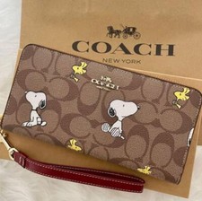 Coach peanuts long d'occasion  Expédié en Belgium