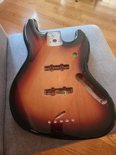 2022 Fender MIM Vintera 60s Jazz Bass Body Sunburst 5 lb 11 oz comprar usado  Enviando para Brazil