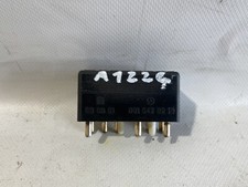 0015428219 relè ventola usato 0015428219 relè ventola usato  Roma