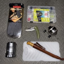 Lote de 65+ peças de equipamentos de pesca para o dia dos pais: faca de filé, molinete, equipamento, luva comprar usado  Enviando para Brazil