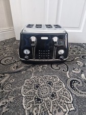 Delonghi slice toaster for sale  BATLEY