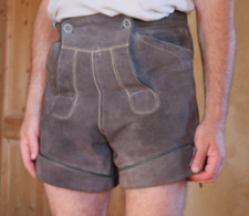Pantalon court boutonné d'occasion  France