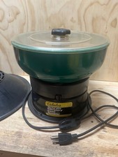 Cabelas vibratory case for sale  Clermont
