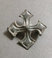 Rare fibule carolingienne d'occasion  Sedan