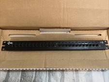 Painel de remendo BELDEN AX101613 CAT5+ KeyConnect, 24 portas, 1U, preto novo na caixa comprar usado  Enviando para Brazil