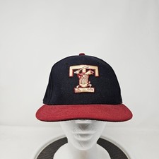 Vintage new era for sale  Corunna