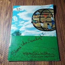 Mary Lu Walker Share the Sunlight Seleções Vocais Songbook K&R 1982 comprar usado Mary Lu Walker Share the Sunlight Seleções Vocais Songbook K&R 1982 comprar usado  Enviando para Brazil