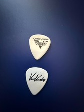 ((( VINNIE VINCENT INVASION / KISS )) palheta de guitarra - MUITO RARO #1 comprar usado ((( VINNIE VINCENT INVASION / KISS )) palheta de guitarra - MUITO RARO #1 comprar usado  Enviando para Brazil