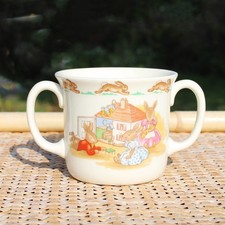 Tasse royal doulton d'occasion Tasse royal doulton d'occasion  Cerisy-la-Salle