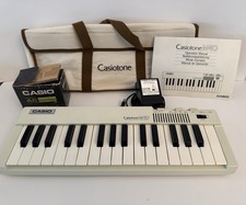 Mini sintetizador vintage CASIO CASIOTONE M-10 teclado eletrônico década de 1980, usado comprar usado  Enviando para Brazil