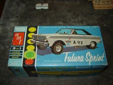 AMT 5115-150 Original Vintage 1965 Ford Falcon Futura Sprint 3'n1 Iniciado EX Condição comprar usado AMT 5115-150 Original Vintage 1965 Ford Falcon Futura Sprint 3'n1 Iniciado EX Condição comprar usado  Enviando para Brazil