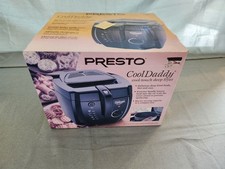 Fritadeira elétrica Presto CoolDaddy 05442 Cool Touch preta comprar usado  Enviando para Brazil