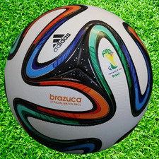Usado, Bola de futebol Adidas Brazuca 2014 Copa do Mundo Brasil FIFA oficial tamanho 5 comprar usado  Enviando para Brazil