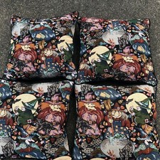 Lot four pillows for sale  Elkhorn