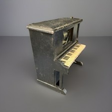 Vintage dollhouse miniature for sale  Oakland