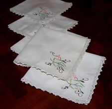 Tovaglioli n.5 ricamate usato Tovaglioli n.5 ricamate usato  Italia