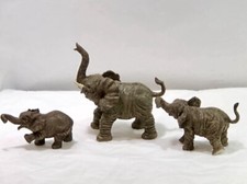Elephant figurines herd for sale  Bells