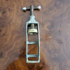 Antica pressa morsa usato  Villafranca Sicula