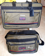 Bel ensemble valise d'occasion  Lyon III